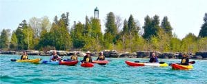 kayaks touring shipwrecks in door county